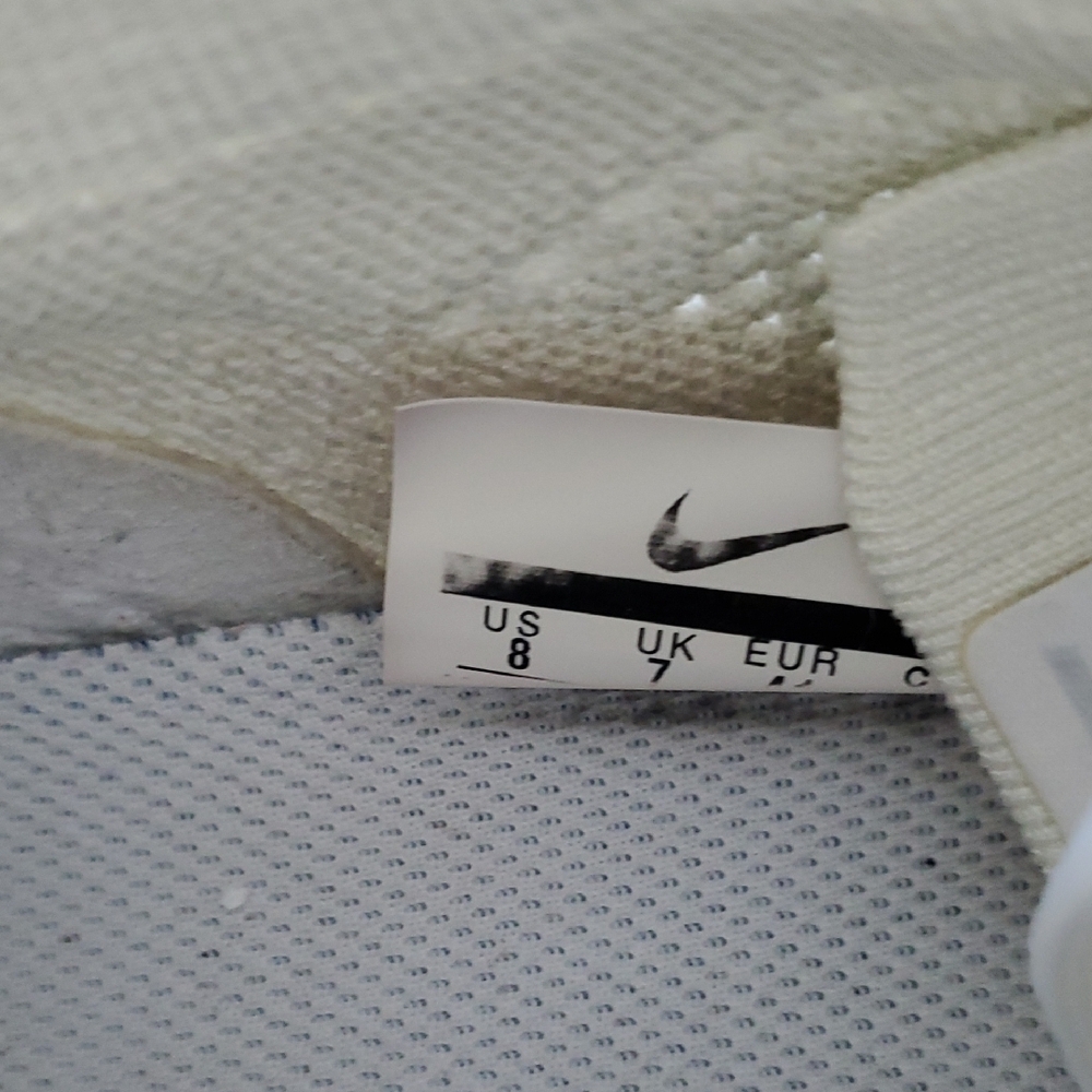 Nike Sneaker Bundle Womens - Picture 2 of 5